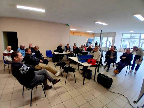 0fca15f4 7d94 4fec 9eb5 507dfc7a3e2c